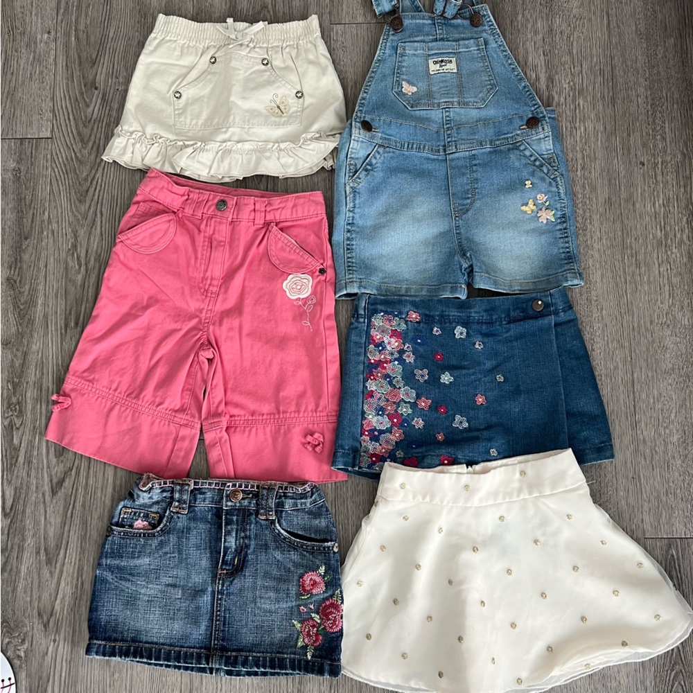 Toddler Girl Y2K Skirt and Shorts bundle size 2t